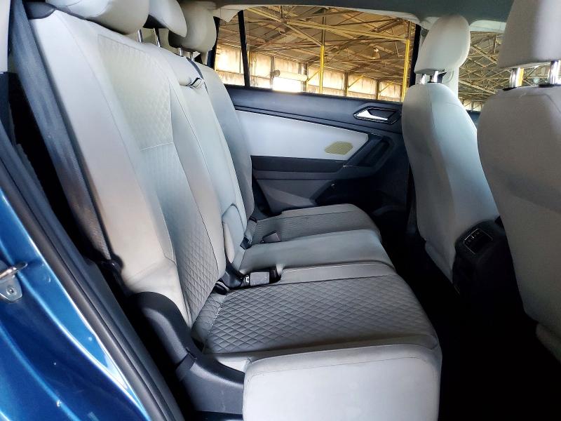 Продаж на аукціоні авто 2018 Volkswagen Tiguan, vin: 3VV1B7AX3JM033576, номер лоту: 66113926