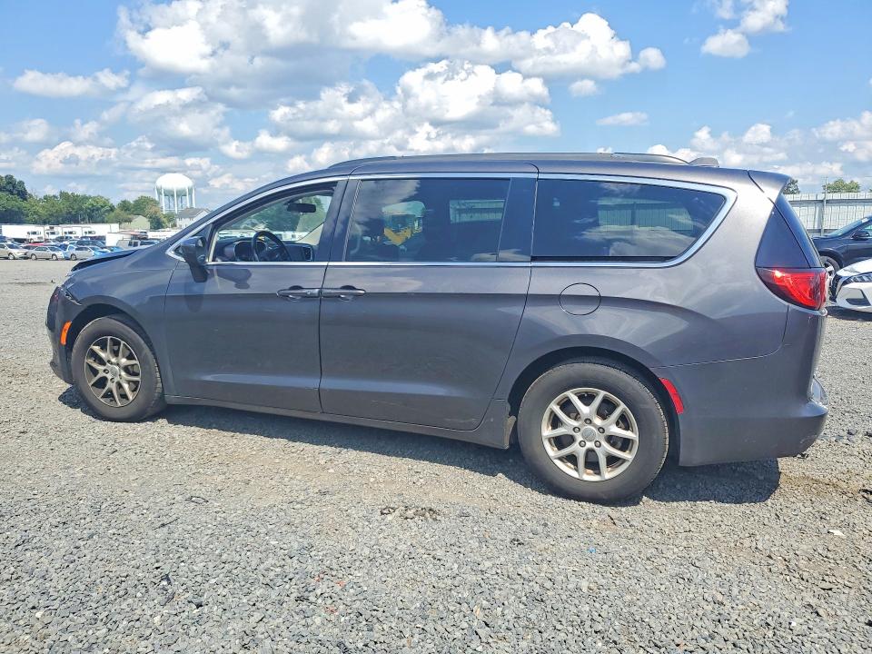 66273436 :رقم المزاد ، 2C4RC1CG6LR112017 vin ، 2020 Chrysler Voyager مزاد بيع