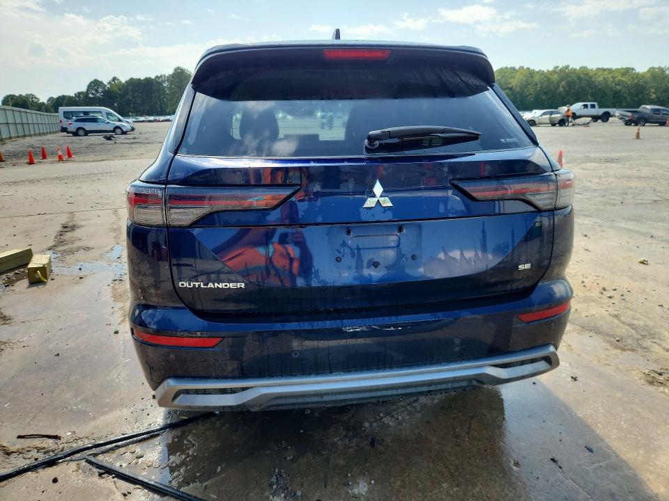 64441416 :رقم المزاد ، JA4J4VA86SZ015881 vin ، 2025 Mitsubishi Outlander مزاد بيع