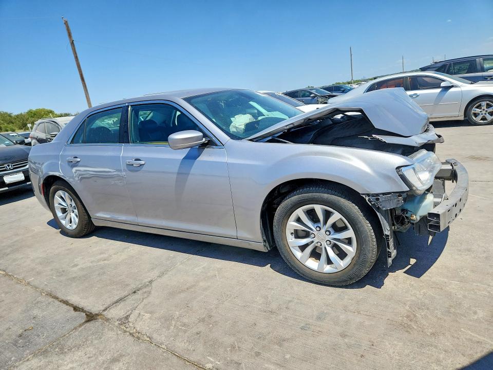 2016 Chrysler 300 მანქანა იყიდება აუქციონზე, vin: 2C3CCAAG0GH243176, აუქციონის ნომერი: 64846676