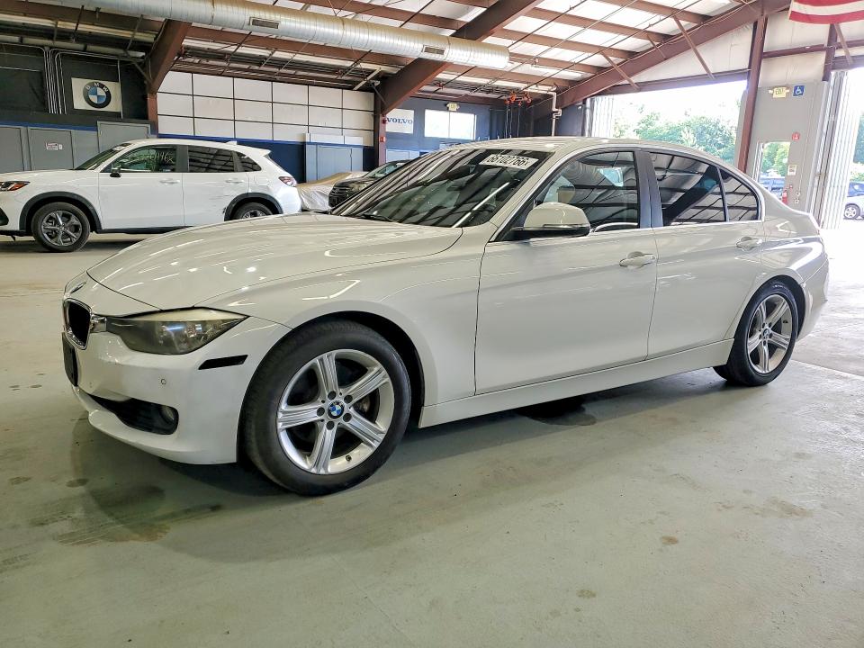 2015 Bmw 328 მანქანა იყიდება აუქციონზე, vin: WBA3A5C51FF608949, აუქციონის ნომერი: 66102766