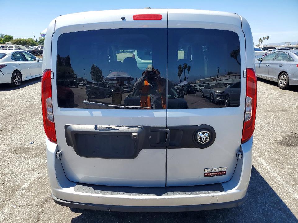 2018 Ram Promaster City მანქანა იყიდება აუქციონზე, vin: ZFBERFBBXJ6H83829, აუქციონის ნომერი: 65045156