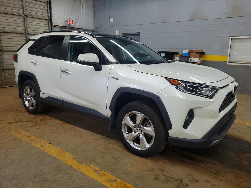 Продажа на аукционе авто 2021 Toyota Rav4, vin: 4T3D6RFV7MU046465, номер лота: 63675776