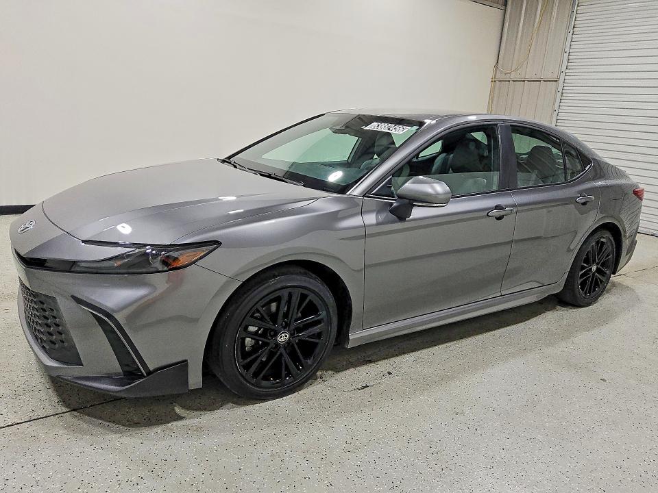 2026 Toyota Camry მანქანა იყიდება აუქციონზე, vin: 4T1DAACK7TU681235, აუქციონის ნომერი: 63882456