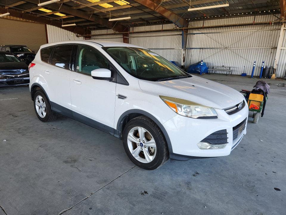 2014 Ford Escape მანქანა იყიდება აუქციონზე, vin: 1FMCU9GX2EUC76362, აუქციონის ნომერი: 64420076