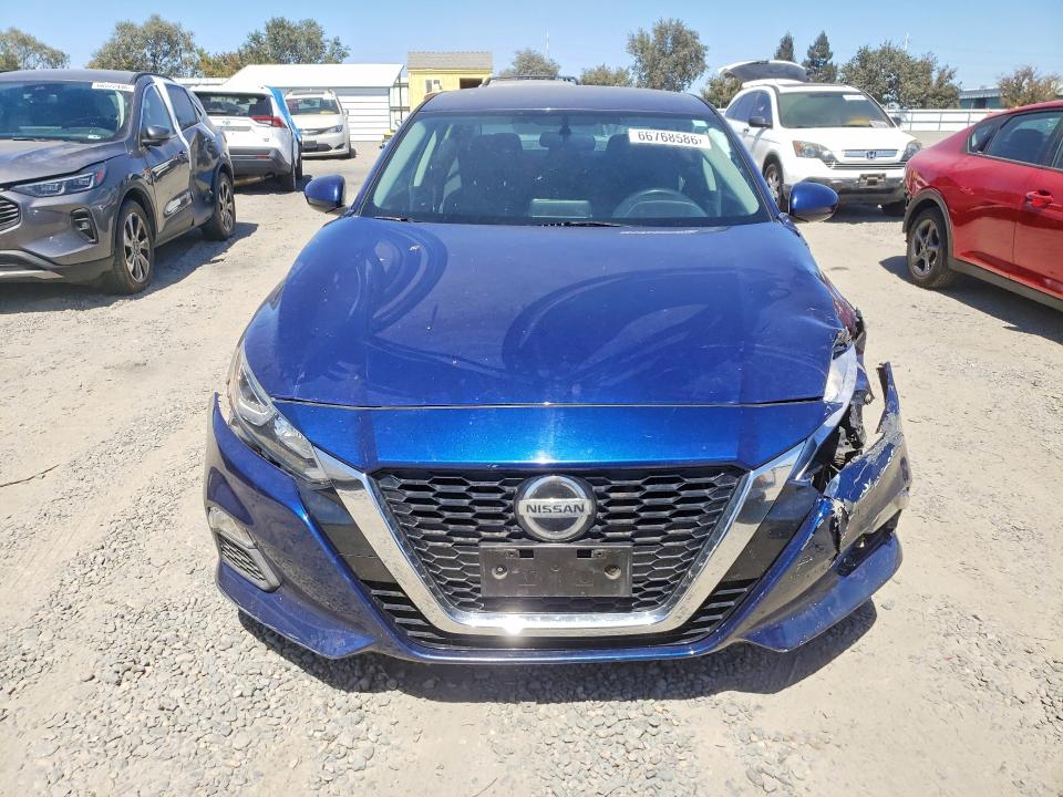 Продажа на аукционе авто 2020 Nissan Altima, vin: 1N4BL4BV1LC226847, номер лота: 66768586