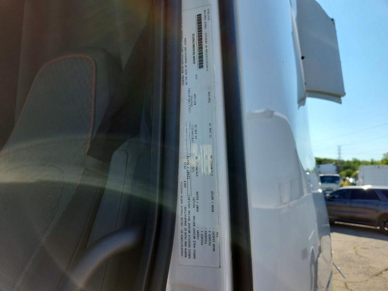 Auction sale of the 2022 Volvo Vn, vin: 4V4NC9EH6NN296026, lot number: 63388136