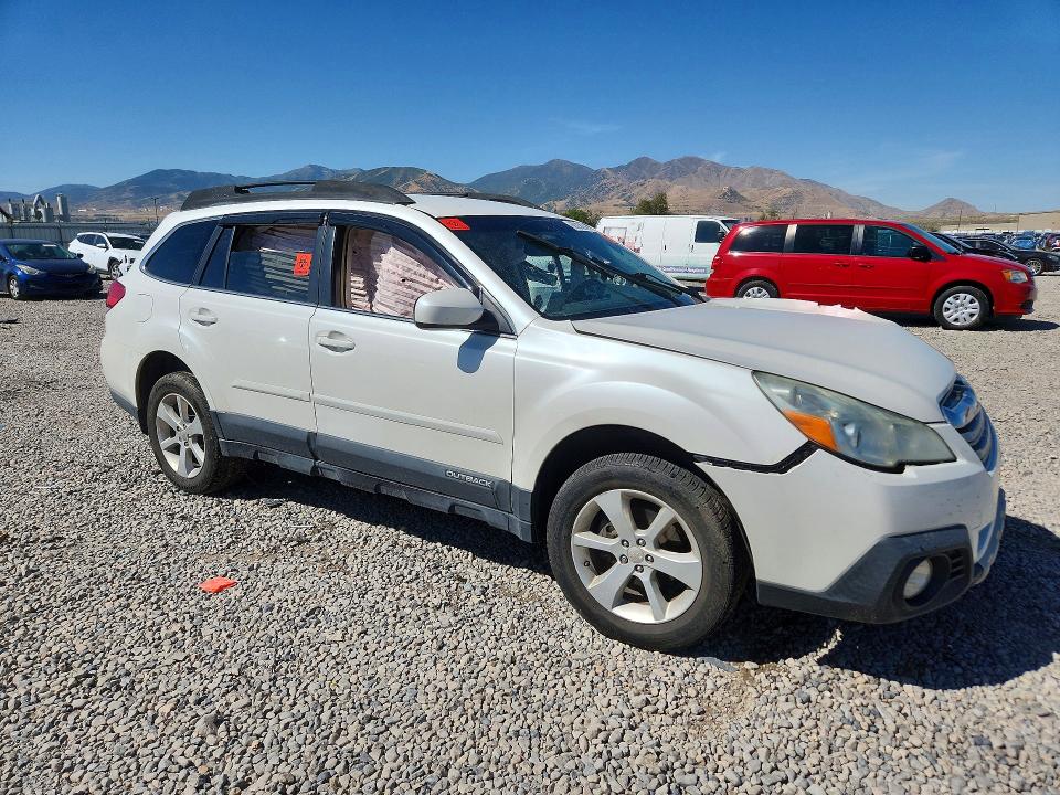 2014 Subaru Outback მანქანა იყიდება აუქციონზე, vin: 4S4BRCCC3E3272520, აუქციონის ნომერი: 66250246