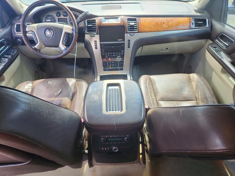 Продаж на аукціоні авто 2010 Cadillac Escalade, vin: 1GYUKDEF4AR157957, номер лоту: 65866686