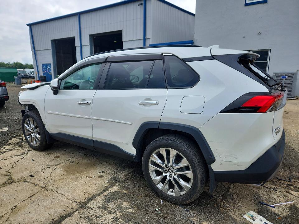 Продаж на аукціоні авто 2021 Toyota Rav4, vin: 2T3N1RFV4MW177680, номер лоту: 65338246