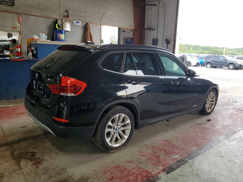 Aukcja sprzedaży 2015 Bmw X1, vin: WBAVL1C56FVY28265, numer aukcji: 64812196
