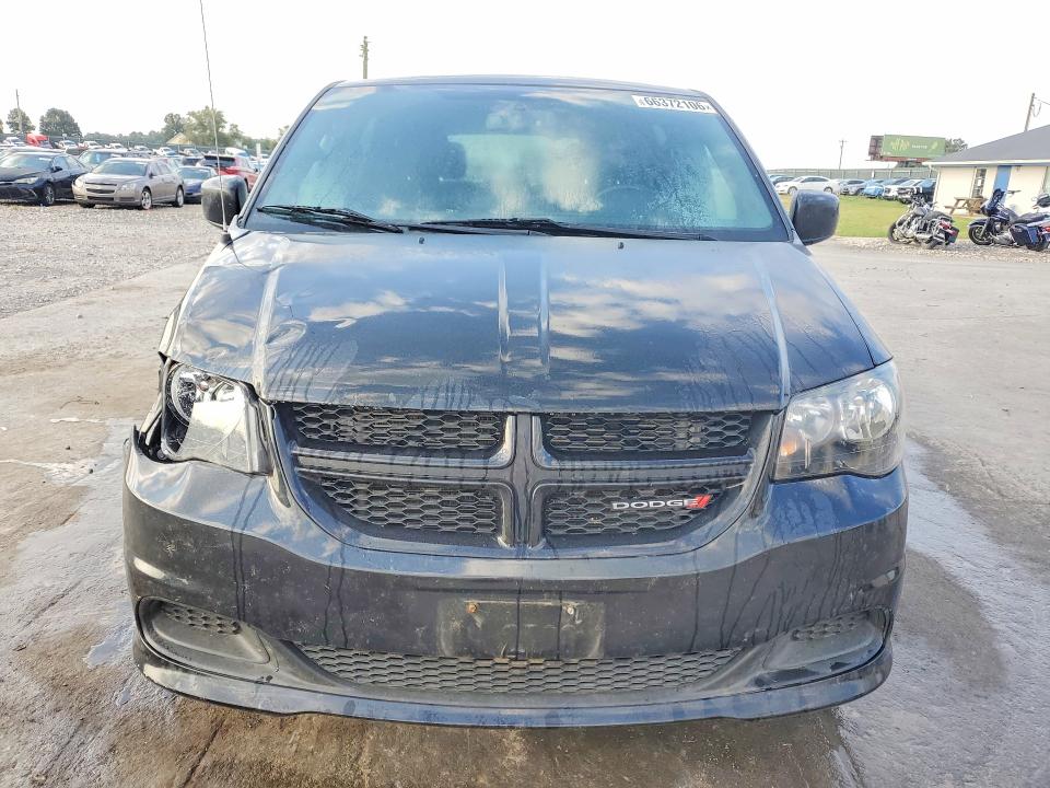 66372106 :رقم المزاد ، 2C4RDGBG3HR581977 vin ، 2017 Dodge Grand Caravan مزاد بيع