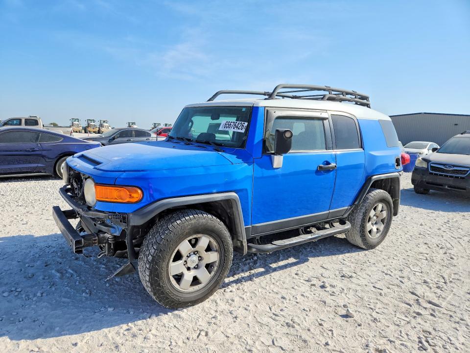 65676426 :رقم المزاد ، JTEBU11F970015835 vin ، 2007 Toyota Fj Cruiser مزاد بيع