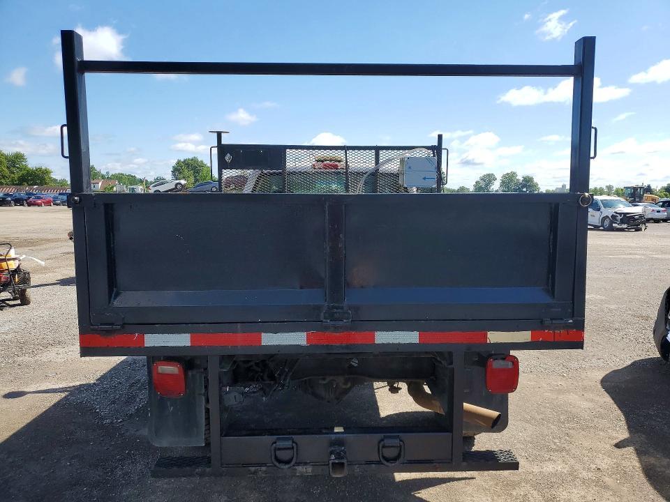 65202476 :رقم المزاد ، 1GTHC24U53Z190008 vin ، 2003 Gmc Sierra مزاد بيع