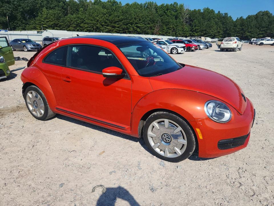 2016 Volkswagen Beetle მანქანა იყიდება აუქციონზე, vin: 3VWJ17ATXGM630583, აუქციონის ნომერი: 66694416
