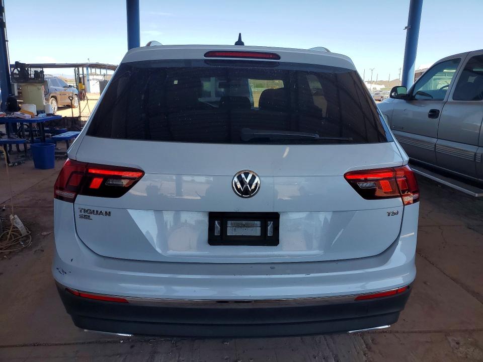 Продажа на аукционе авто 2018 Volkswagen Tiguan, vin: 3VV3B7AX7JM026445, номер лота: 65432326