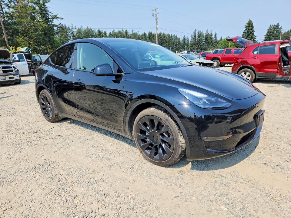 63158476 :رقم المزاد ، 7SAYGDEEXPF753673 vin ، 2023 Tesla Model Y مزاد بيع