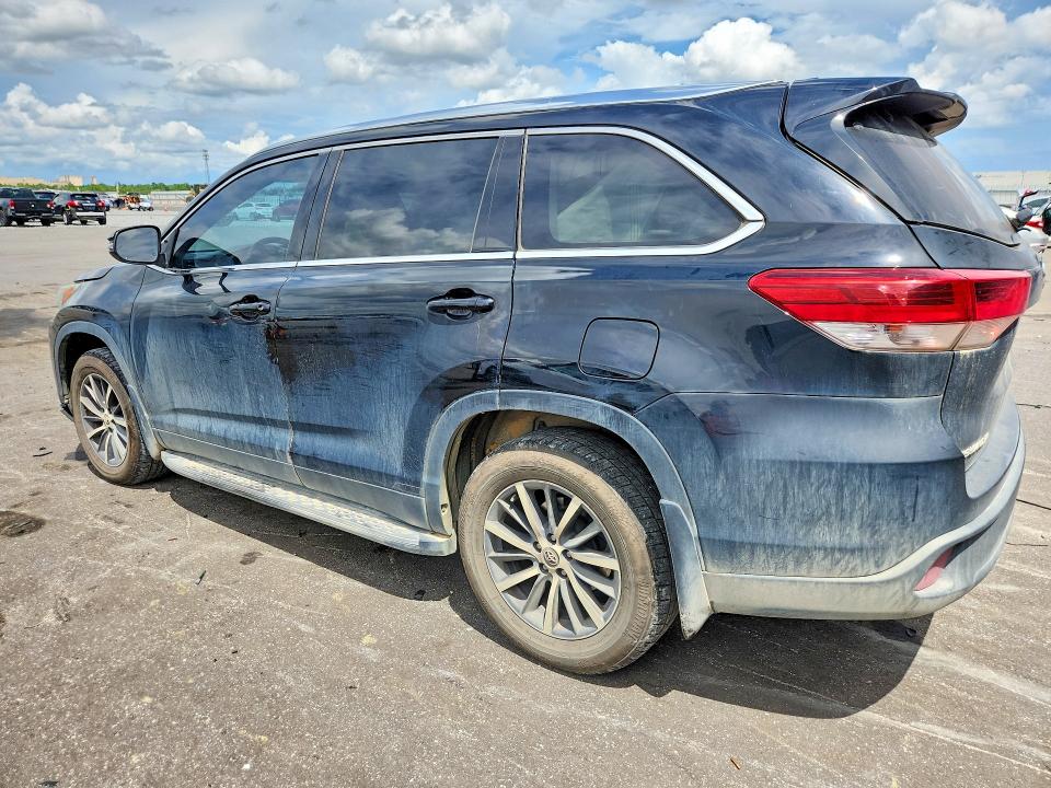 Продажа на аукционе авто 2019 Toyota Highlander, vin: 5TDKZRFH5KS555168, номер лота: 66625036