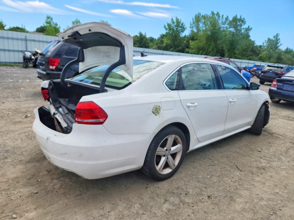 2013 Volkswagen Passat მანქანა იყიდება აუქციონზე, vin: 1VWBP7A30DC013015, აუქციონის ნომერი: 63400676