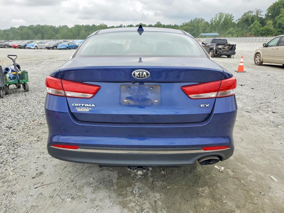 63950876 :رقم المزاد ، 5XXGU4L38HG137021 vin ، 2017 Kia Optima مزاد بيع