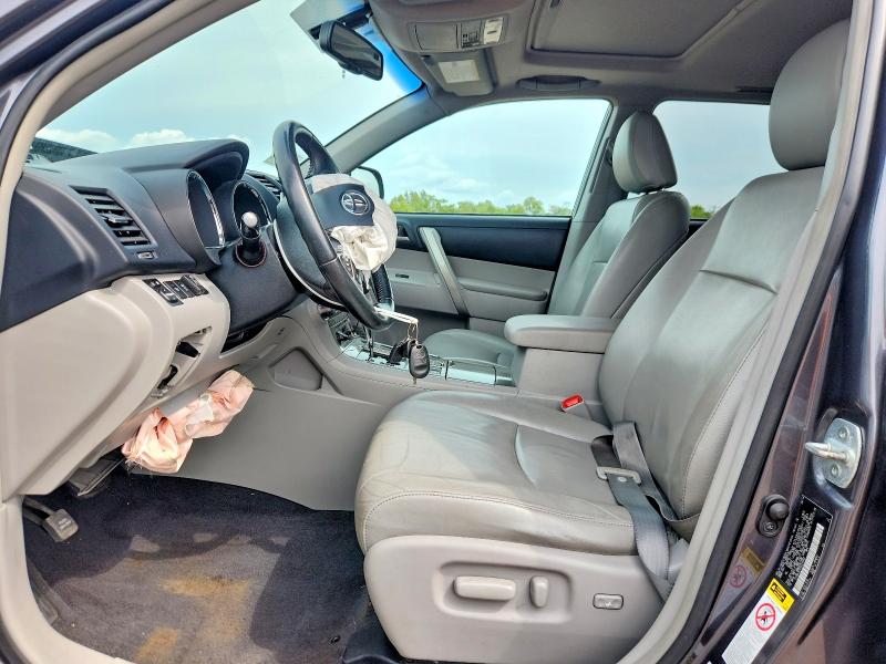 Продажа на аукционе авто 2013 Toyota Highlander, vin: 5TDBK3EH2DS245467, номер лота: 67143286
