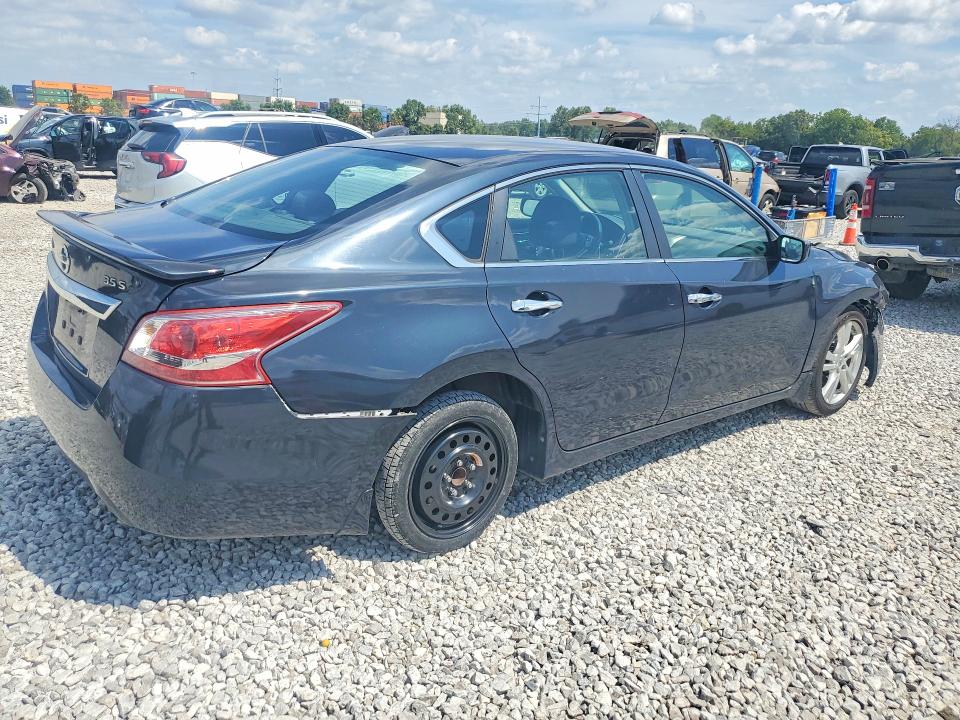 Продаж на аукціоні авто 2013 Nissan Altima, vin: 1N4BL3AP0DN566381, номер лоту: 66642946