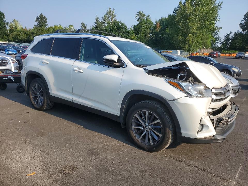 63617386 :رقم المزاد ، 5TDJZRFH0KS574206 vin ، 2019 Toyota Highlander مزاد بيع