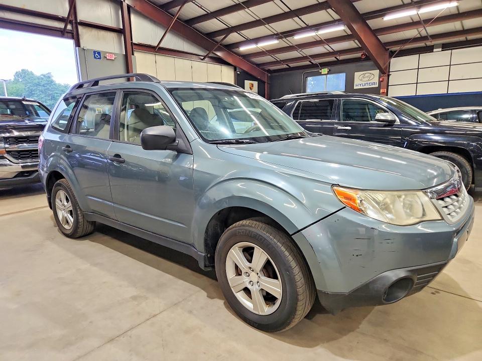Продаж на аукціоні авто 2013 Subaru Forester, vin: JF2SHABC1DH422303, номер лоту: 64749416