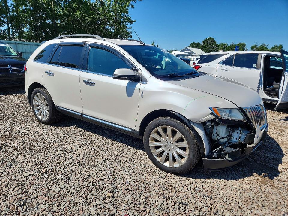 Продаж на аукціоні авто 2015 Lincoln Mkx, vin: 2LMDJ8JK6FBL24445, номер лоту: 63469726