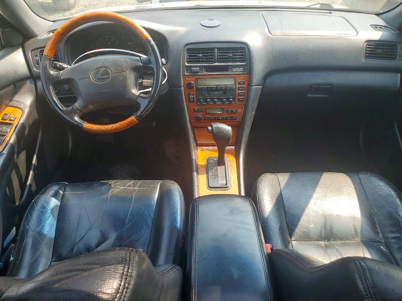 63231946 :رقم المزاد ، JT8BF28G1Y0288254 vin ، 2000 Lexus Es مزاد بيع