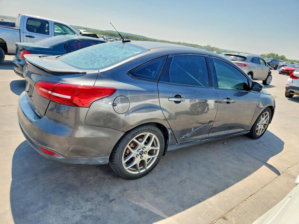 2015 Ford Focus მანქანა იყიდება აუქციონზე, vin: 1FADP3F27FL210342, აუქციონის ნომერი: 62726206