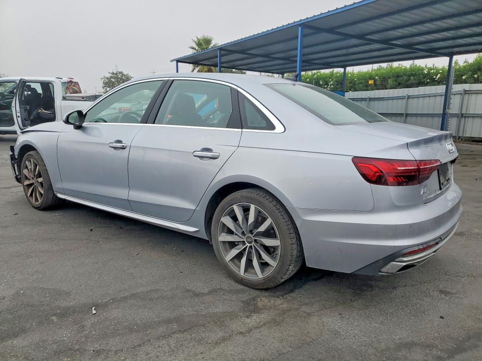 65710716 :رقم المزاد ، WAUBBAF41NN008456 vin ، 2022 Audi A4 مزاد بيع