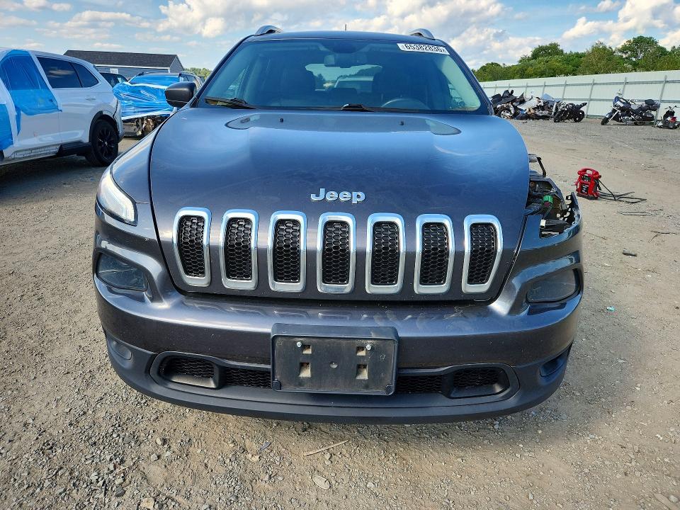 65382836 :رقم المزاد ، 1C4PJMLB1JD520895 vin ، 2018 Jeep Cherokee مزاد بيع