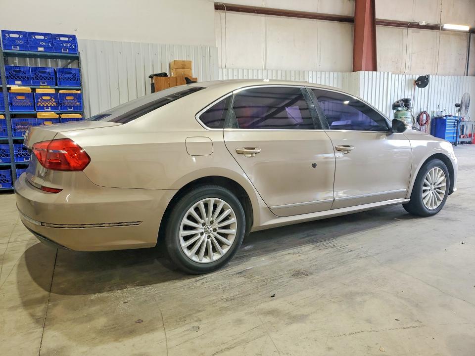 67486986 :رقم المزاد ، 1VWBS7A37GC010079 vin ، 2016 Volkswagen Passat مزاد بيع