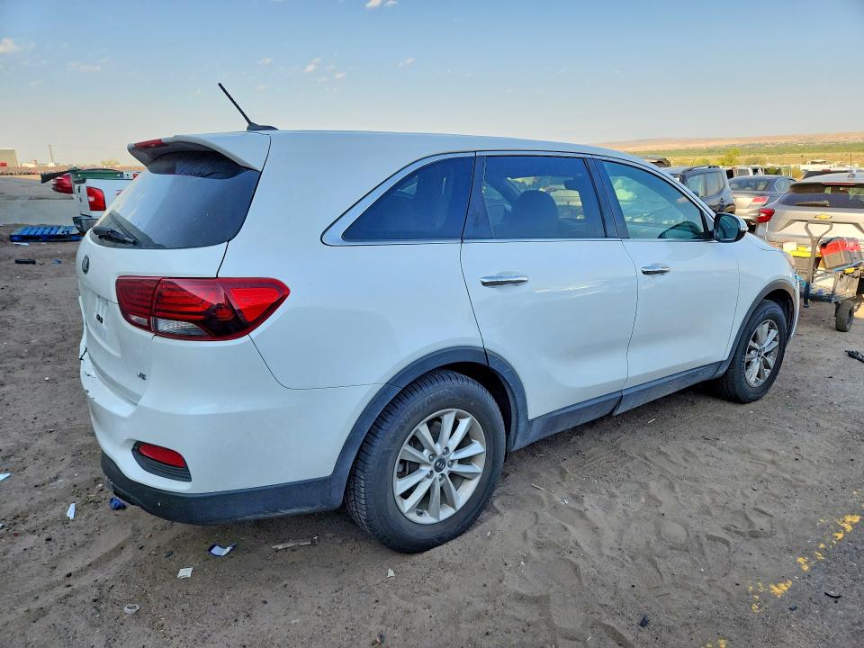 64184106 :رقم المزاد ، 5XYPG4A58KG490194 vin ، 2019 Kia Sorento مزاد بيع