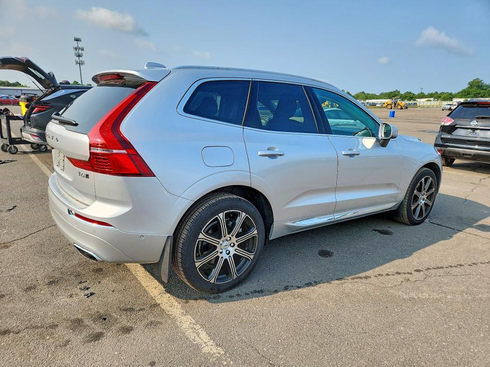Продажа на аукционе авто 2019 Volvo Xc60, vin: LYVA22RL0KB211468, номер лота: 64282586