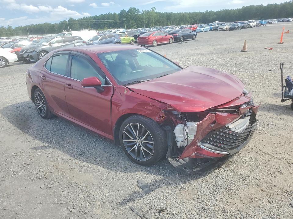 2021 Toyota Camry მანქანა იყიდება აუქციონზე, vin: 4T1F11BK0MU023476, აუქციონის ნომერი: 63903206