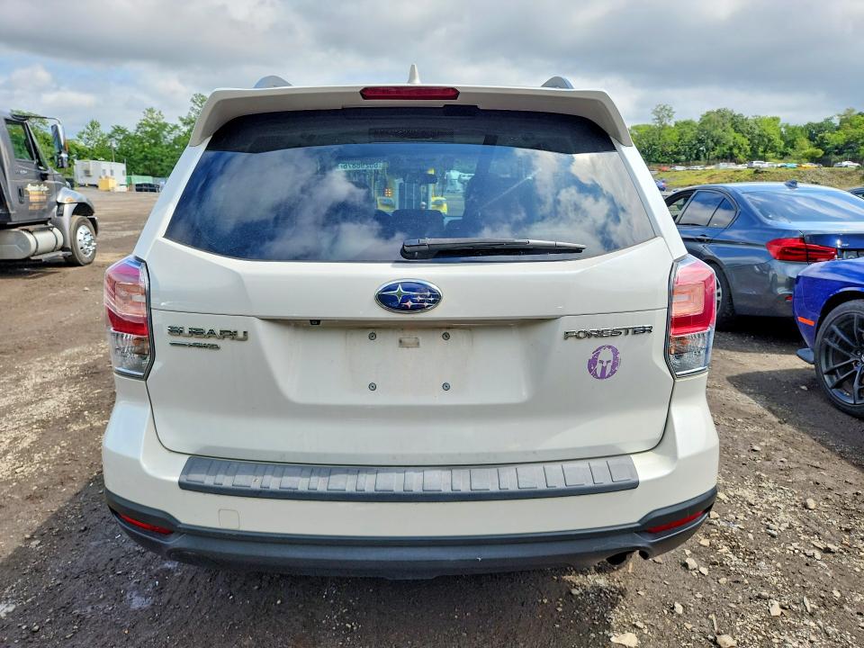 65296876 :رقم المزاد ، JF2SJAGC9JH575116 vin ، 2018 Subaru Forester مزاد بيع