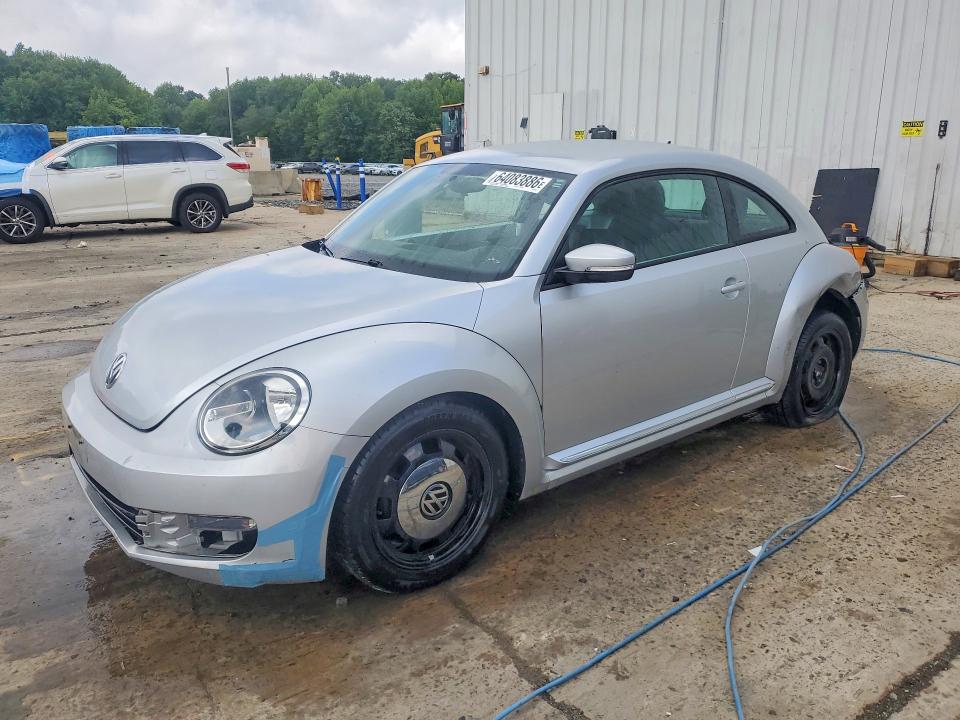 Продажа на аукционе авто 2012 Volkswagen Beetle, vin: 3VWJP7AT4CM613352, номер лота: 64083886