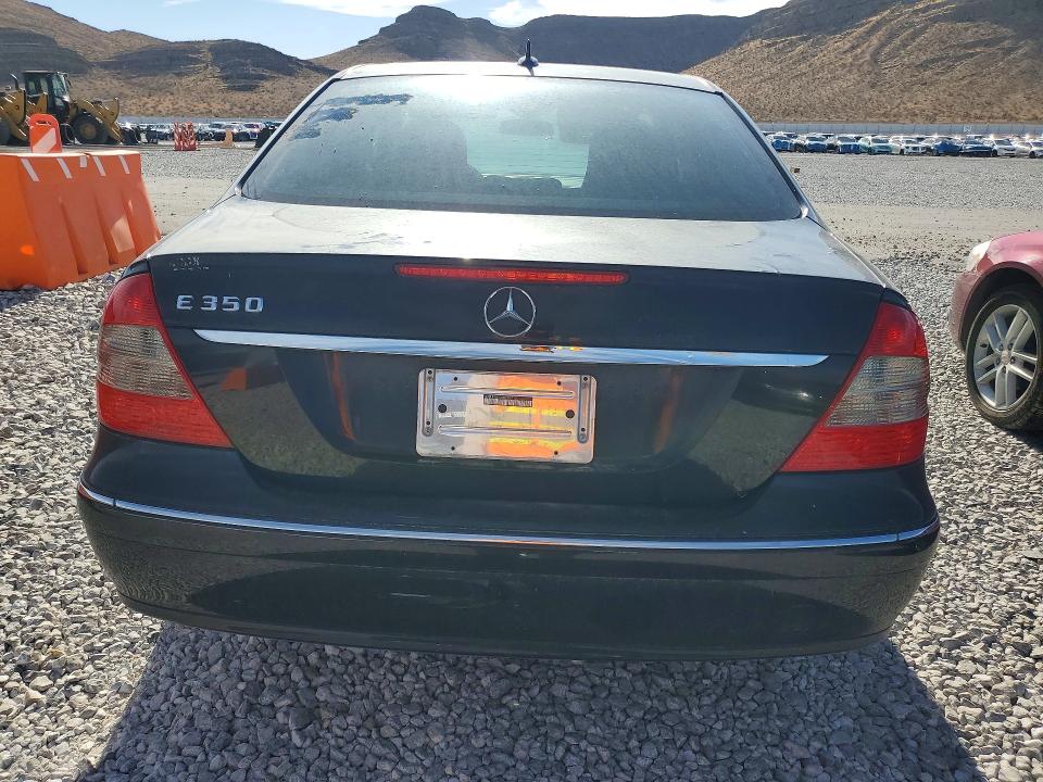 64970376 :رقم المزاد ، WDBUF56X97B055710 vin ، 2007 Mercedes-benz E مزاد بيع