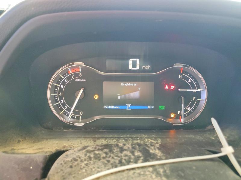 63423176 :رقم المزاد ، 5FNYF6H7XHB011879 vin ، 2017 Honda Pilot مزاد بيع