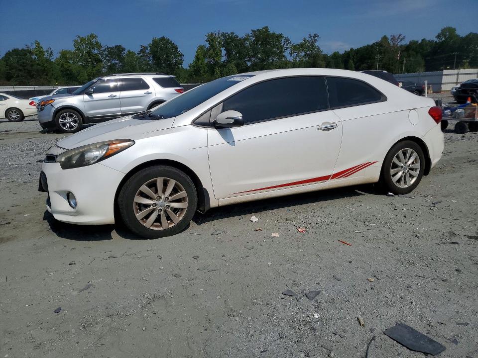 64577746 :رقم المزاد ، KNAFX6A81F5405578 vin ، 2015 Kia Forte Koup مزاد بيع
