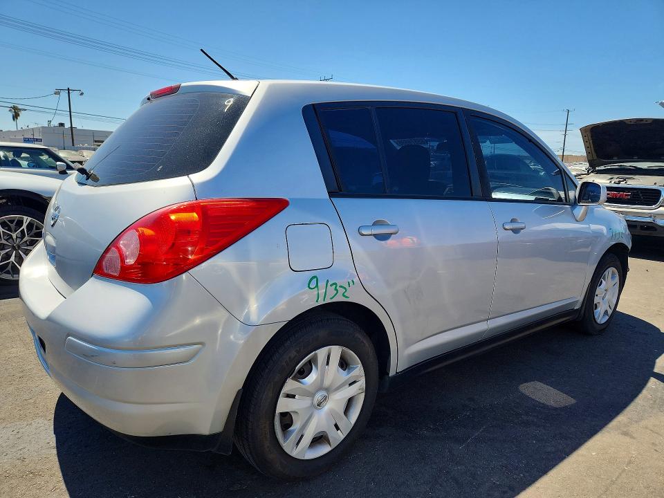 2011 Nissan Versa მანქანა იყიდება აუქციონზე, vin: 3N1BC1CP2BL447727, აუქციონის ნომერი: 65576696