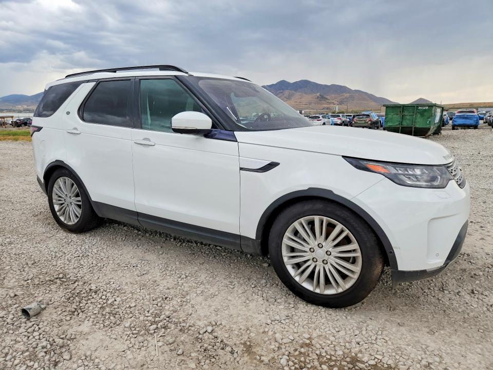 67160816 :رقم المزاد ، SALRT2RV3JA057421 vin ، 2018 Land Rover Discovery مزاد بيع