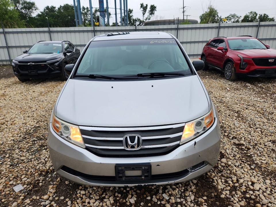 64603736 :رقم المزاد ، 5FNRL5H6XBB035864 vin ، 2011 Honda Odyssey مزاد بيع