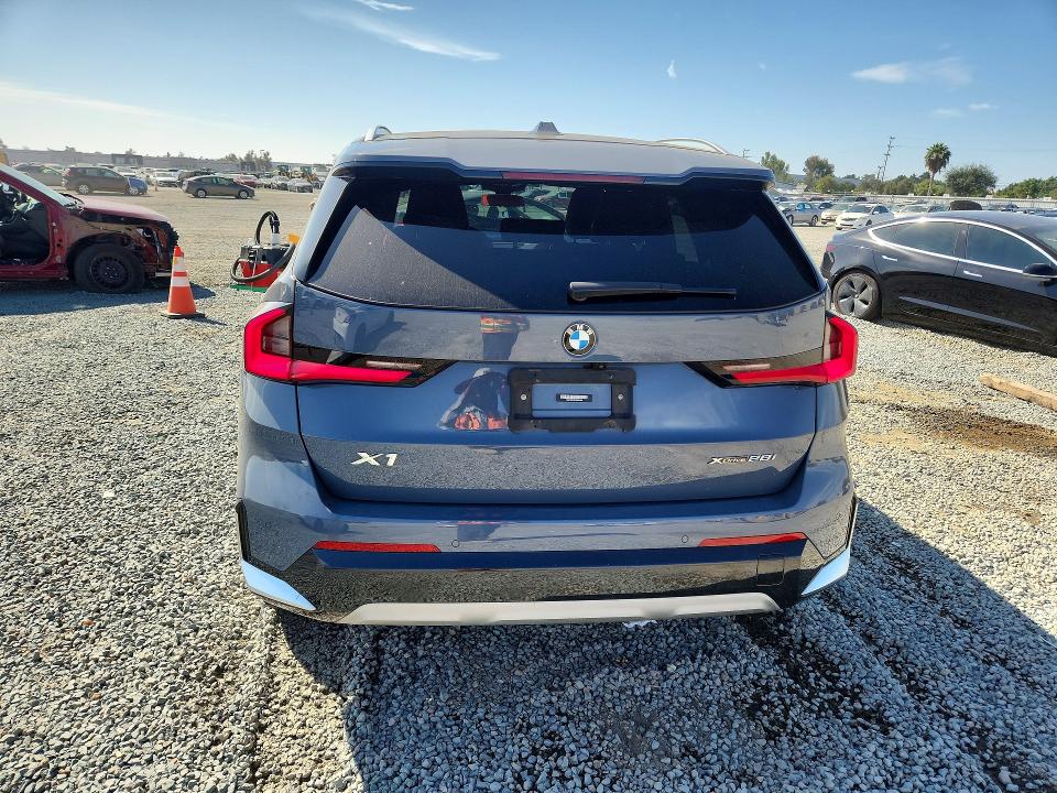 66047716 :رقم المزاد ، WBX73EF05P5W47990 vin ، 2023 Bmw X1 مزاد بيع