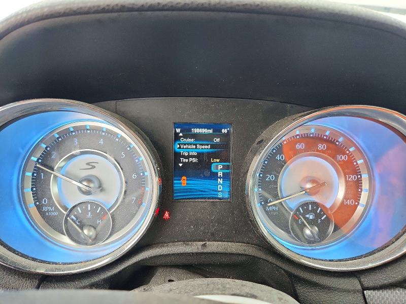 Продажа на аукционе авто 2014 Chrysler 300, vin: 2C3CCAGG0EH120529, номер лота: 64701756