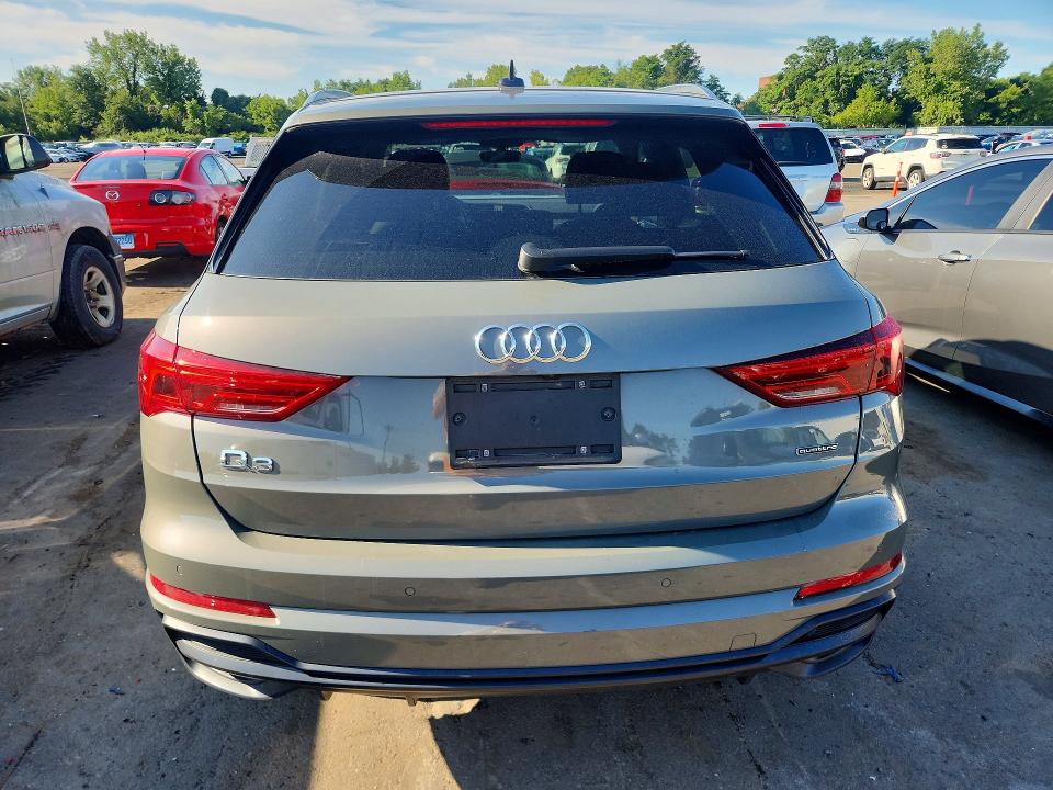 Продажа на аукционе авто 2020 Audi Q3, vin: WA1DECF33L1056643, номер лота: 63683446