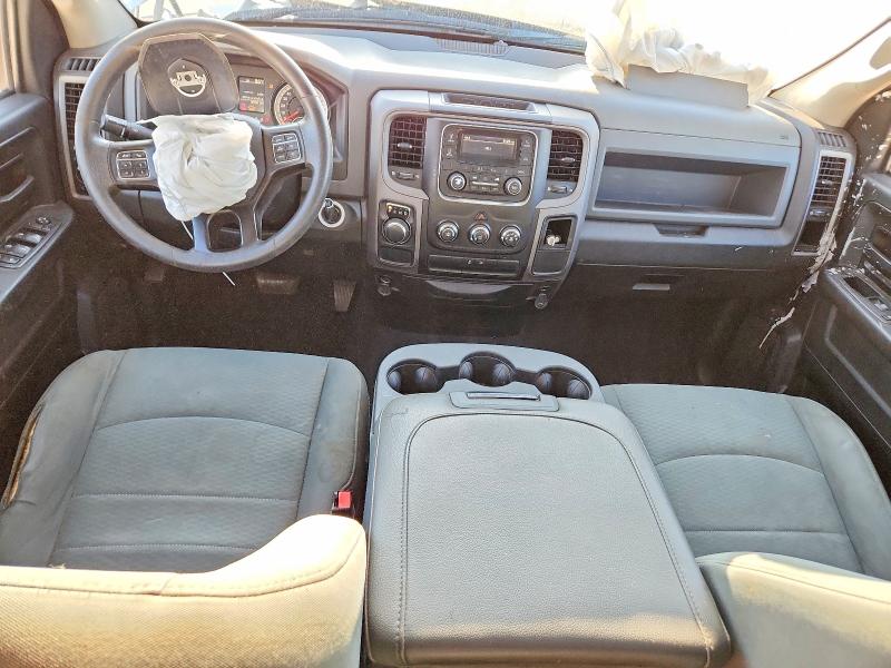 63430696 :رقم المزاد ، 1C6RR6FG8JS209245 vin ، 2018 Ram 1500 مزاد بيع