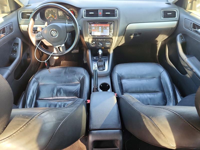 64564446 :رقم المزاد ، 3VWLL7AJ9BM108294 vin ، 2011 Volkswagen Jetta مزاد بيع